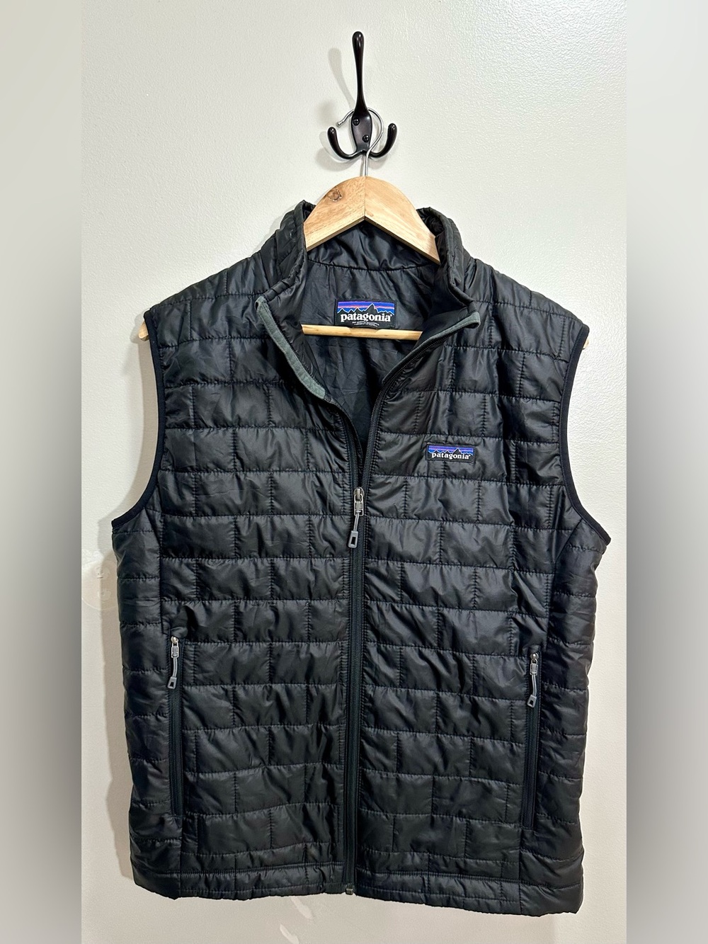 Patagonia Nano Puff Vest Black Men's Medium Lightweight Insulated Puffer Jacket - Picture 4 of 12